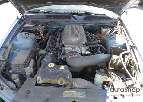 2008 Ford Mustang Gt Deluxe/Gt Premium z USA, uszkodzony, nr VIN 1ZVHT82H985151877